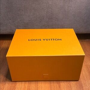 Louis Vuitton Empty Box